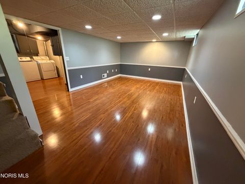 Tiny photo for 2539 Castleton Avenue, Toledo, OH 43613 (MLS # 10007943)