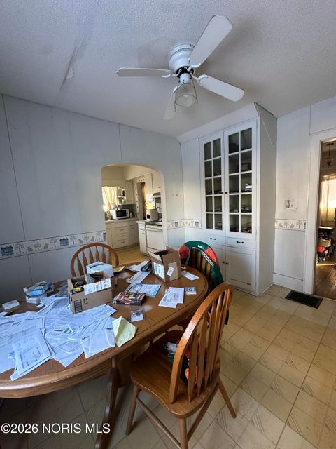 Tiny photo for 204 Laquineo Street, Findlay, OH 45840 (MLS # 10003763)