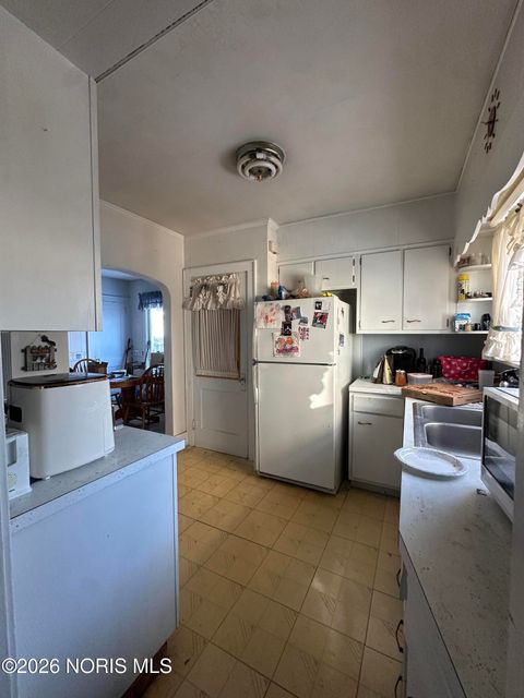 Tiny photo for 204 Laquineo Street, Findlay, OH 45840 (MLS # 10003763)