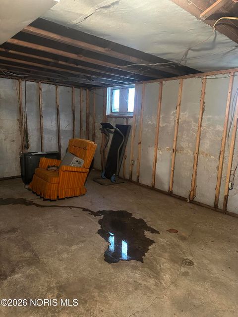 Tiny photo for 204 Laquineo Street, Findlay, OH 45840 (MLS # 10003763)