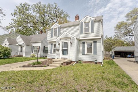 Tiny photo for 2426 Berdan Avenue, Toledo, OH 43613 (MLS # 10007012)