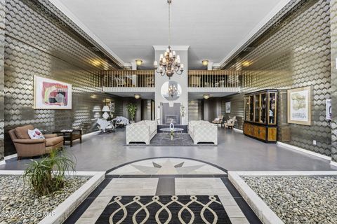 Tiny photo for 4343 W Bancroft Street #4f, Ottawa Hills, OH 43615 (MLS # 10001949)