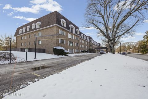 Tiny photo for 4343 W Bancroft Street #4f, Ottawa Hills, OH 43615 (MLS # 10001949)