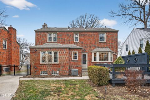 Tiny photo for 4363 Beverly Drive, Toledo, OH 43614 (MLS # 10004722)