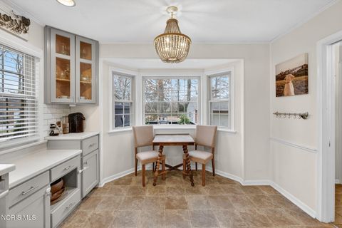 Tiny photo for 4363 Beverly Drive, Toledo, OH 43614 (MLS # 10004722)