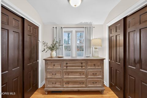 Tiny photo for 4363 Beverly Drive, Toledo, OH 43614 (MLS # 10004722)