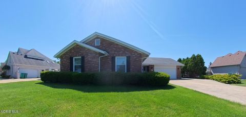 Tiny photo for 355 Wolf Creek Court, Northwood, OH 43619 (MLS # 10008373)