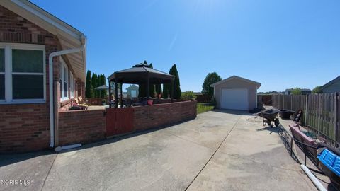 Tiny photo for 355 Wolf Creek Court, Northwood, OH 43619 (MLS # 10008373)