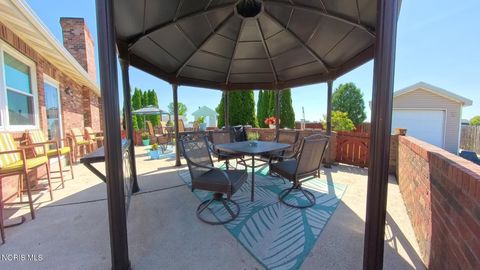 Tiny photo for 355 Wolf Creek Court, Northwood, OH 43619 (MLS # 10008373)