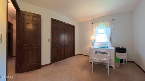 Tiny photo for 355 Wolf Creek Court, Northwood, OH 43619 (MLS # 10008373)