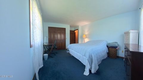 Tiny photo for 355 Wolf Creek Court, Northwood, OH 43619 (MLS # 10008373)