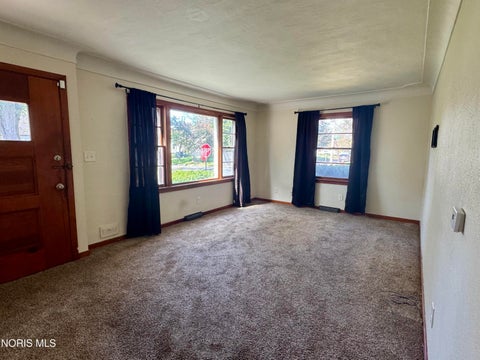 Tiny photo for 2061 Berdan Avenue, Toledo, OH 43613 (MLS # 10014283)