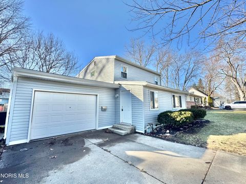 Tiny photo for 5307 Clover Lane, Toledo, OH 43623 (MLS # 10004324)