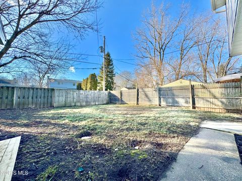 Tiny photo for 5307 Clover Lane, Toledo, OH 43623 (MLS # 10004324)