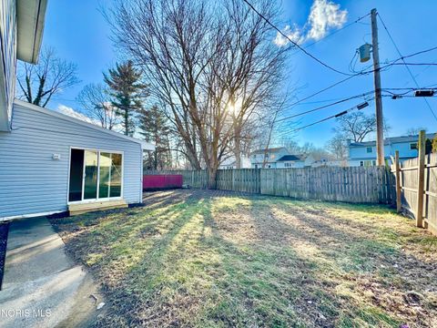 Tiny photo for 5307 Clover Lane, Toledo, OH 43623 (MLS # 10004324)