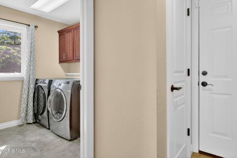Tiny photo for 2840 N Mccord Road, Toledo, OH 43615 (MLS # 10007632)