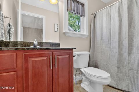 Tiny photo for 2840 N Mccord Road, Toledo, OH 43615 (MLS # 10007632)