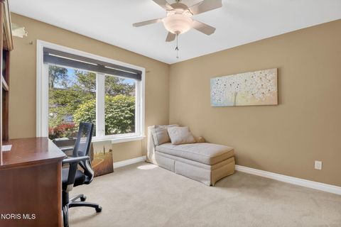 Tiny photo for 2840 N Mccord Road, Toledo, OH 43615 (MLS # 10007632)