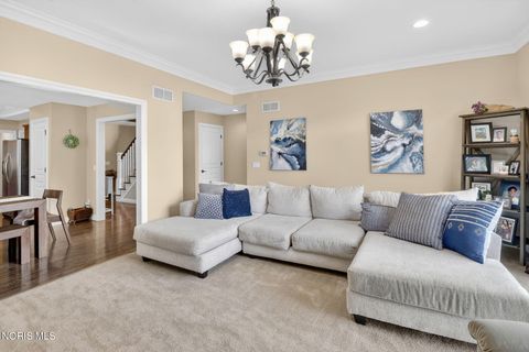 Tiny photo for 2840 N Mccord Road, Toledo, OH 43615 (MLS # 10007632)