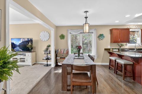 Tiny photo for 2840 N Mccord Road, Toledo, OH 43615 (MLS # 10007632)