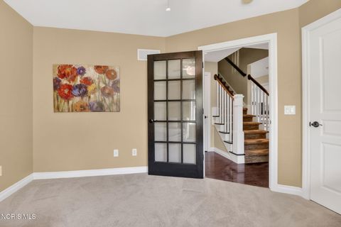 Tiny photo for 2840 N Mccord Road, Toledo, OH 43615 (MLS # 10007632)