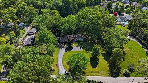 Tiny photo for 6060 Cross Trails Road, Sylvania, OH 43560 (MLS # 10008284)