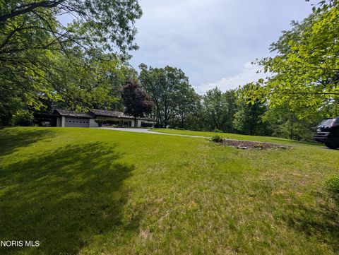 Tiny photo for 6060 Cross Trails Road, Sylvania, OH 43560 (MLS # 10008284)