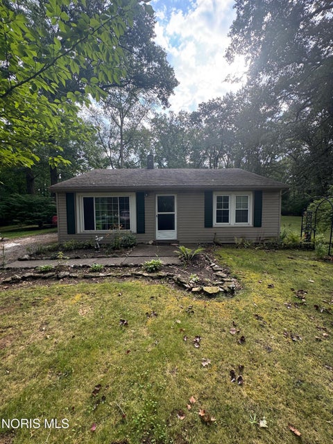 Photo of 902 N Mccord Road, Toledo, OH 43615 (MLS # 10013123)