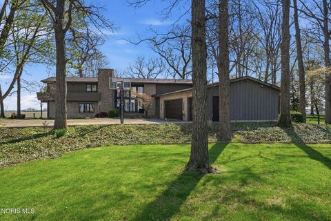Tiny photo for 16620 Mitchell Road, Bowling Green, OH 43402 (MLS # 10007064)