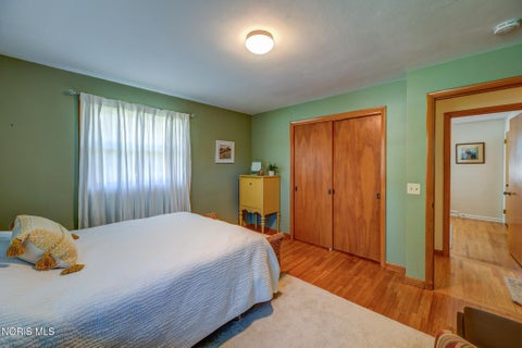 Tiny photo for 206 Meadow Lane, Walbridge, OH 43465 (MLS # 10013651)