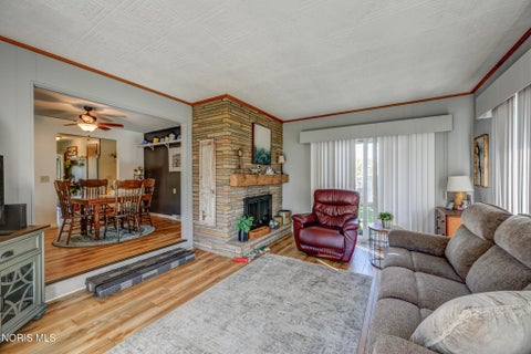 Tiny photo for 206 Meadow Lane, Walbridge, OH 43465 (MLS # 10013651)