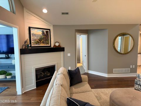 Tiny photo for 2749 N North Canterbury Circle Circle, Port Clinton, OH 43452 (MLS # 10007105)