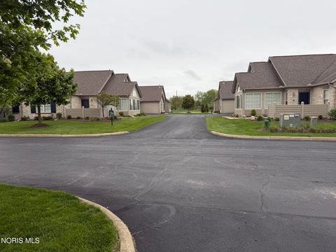 Tiny photo for 2749 N North Canterbury Circle Circle, Port Clinton, OH 43452 (MLS # 10007105)