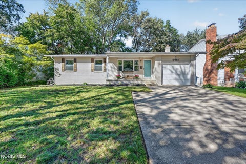Tiny photo for 2461 Orchard Hills Boulevard, Toledo, OH 43615 (MLS # 10013918)