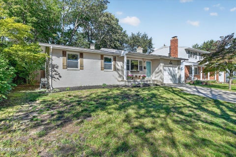 Tiny photo for 2461 Orchard Hills Boulevard, Toledo, OH 43615 (MLS # 10013918)