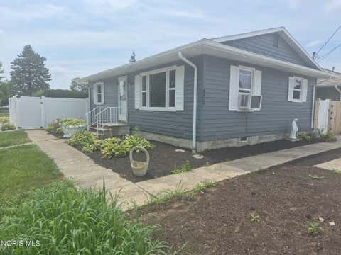 Tiny photo for 4353 Onondaga Avenue, Toledo, OH 43611 (MLS # 10011386)