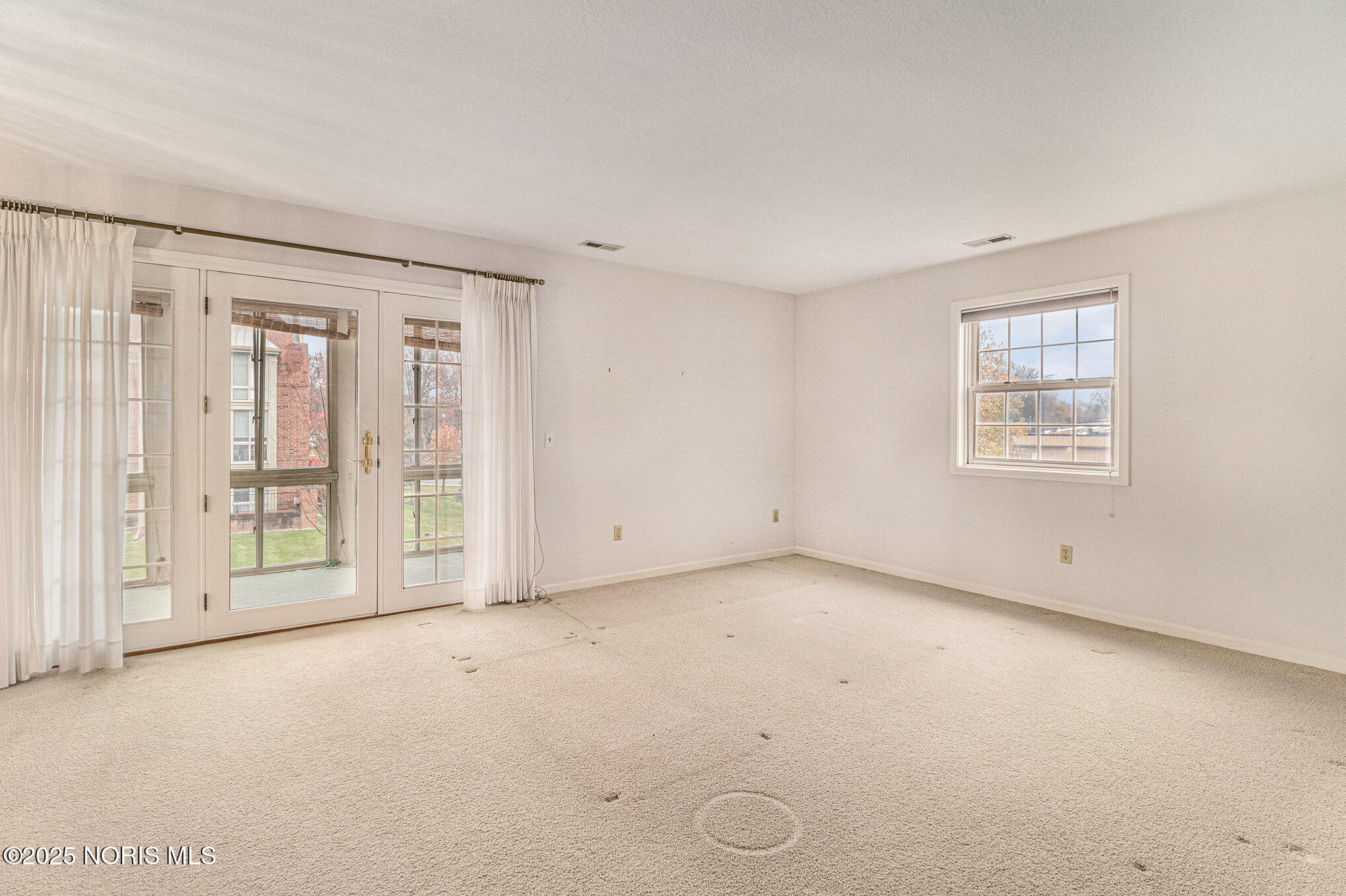 4730 Glendale Avenue 209