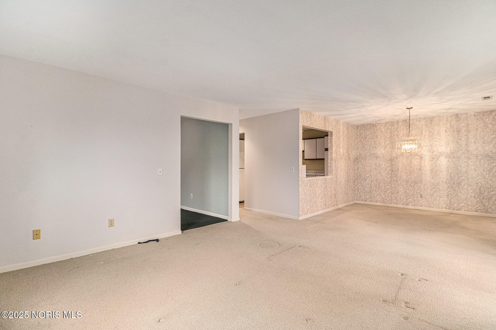 4730 Glendale Avenue 209