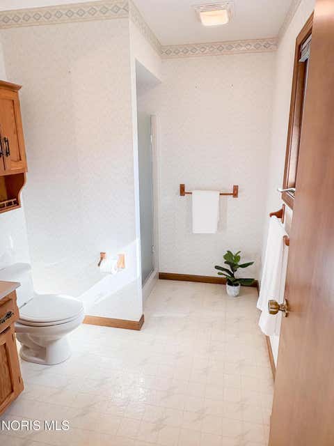 Tiny photo for 126 Luella Avenue, Oregon, OH 43616 (MLS # 10011519)