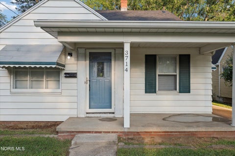 Tiny photo for 3714 Wallwerth Drive, Toledo, OH 43612 (MLS # 10014814)