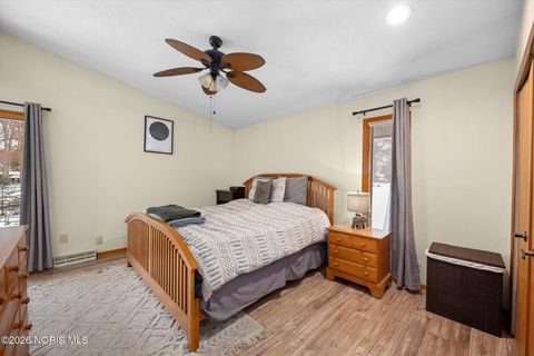 Tiny photo for 2515 N Mccord Road, Toledo, OH 43615 (MLS # 10003236)