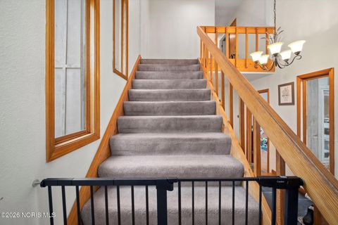 Tiny photo for 2515 N Mccord Road, Toledo, OH 43615 (MLS # 10003236)