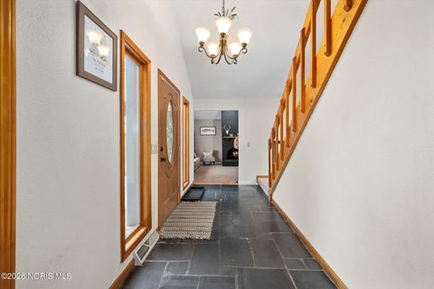 Tiny photo for 2515 N Mccord Road, Toledo, OH 43615 (MLS # 10003236)