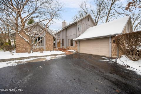 Tiny photo for 2515 N Mccord Road, Toledo, OH 43615 (MLS # 10003236)