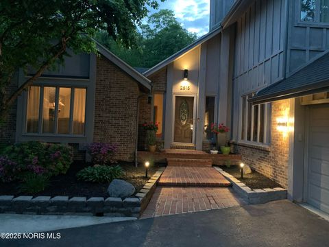 Tiny photo for 2515 N Mccord Road, Toledo, OH 43615 (MLS # 10003236)