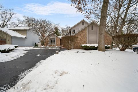Tiny photo for 2515 N Mccord Road, Toledo, OH 43615 (MLS # 10003236)