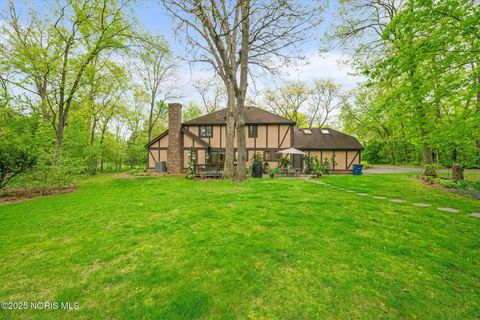 Tiny photo for 26101 Willowbend Road, Perrysburg, OH 43551 (MLS # 10000563)