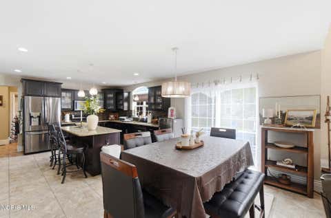 Tiny photo for 4929 Prestonwood Road, Perrysburg, OH 43551 (MLS # 10011292)