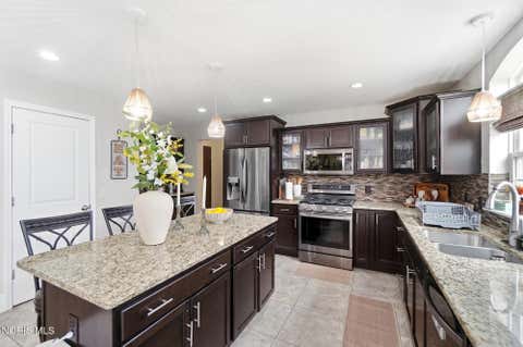 Tiny photo for 4929 Prestonwood Road, Perrysburg, OH 43551 (MLS # 10011292)