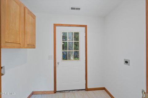 Tiny photo for 2320 County Road 2, Swanton, OH 43558 (MLS # 10008819)